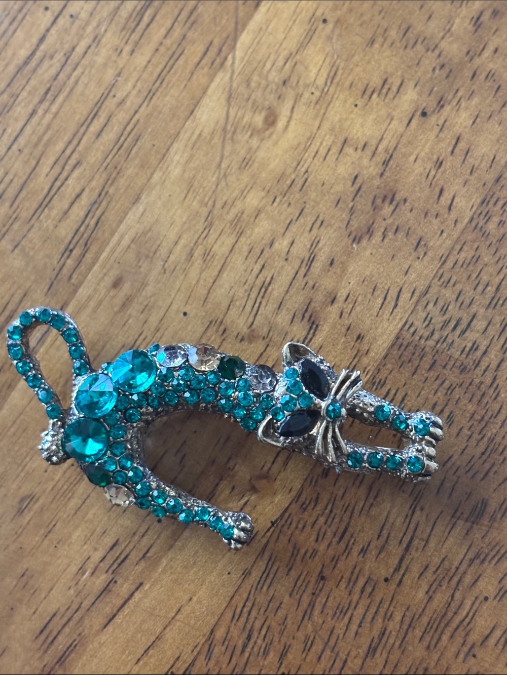 Emerald Crystal Cat Brooch Pin - Green